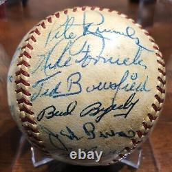 Beautiful Ted Williams 1958 Boston Red Sox Team Signed Baseball Beckett LOA