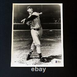 TED WILLIAMS SIGNED AUTO PHOTO (8X10) Beckett COA