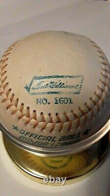 Ted Williams Autographed / Signed Baseball w case