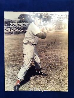 Ted Williams Signed 8x10, Spectacular Fine Point Autograph
